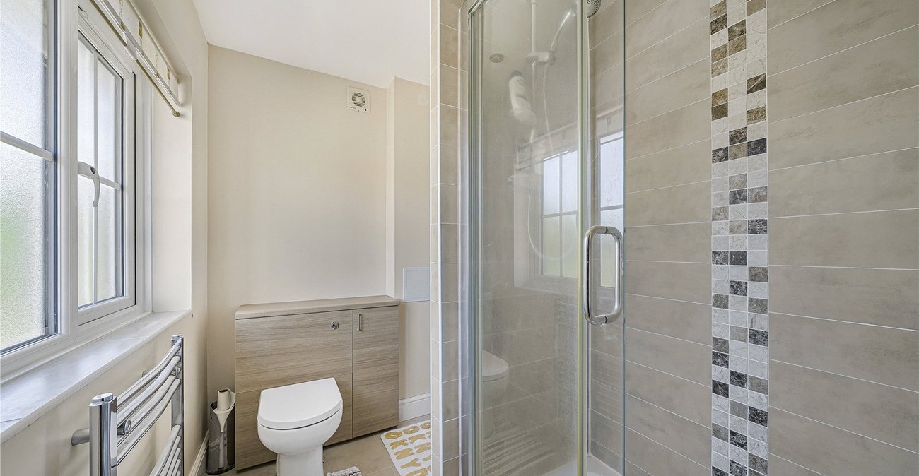 5 bedroom house for sale in Crayford | Robinson Jackson