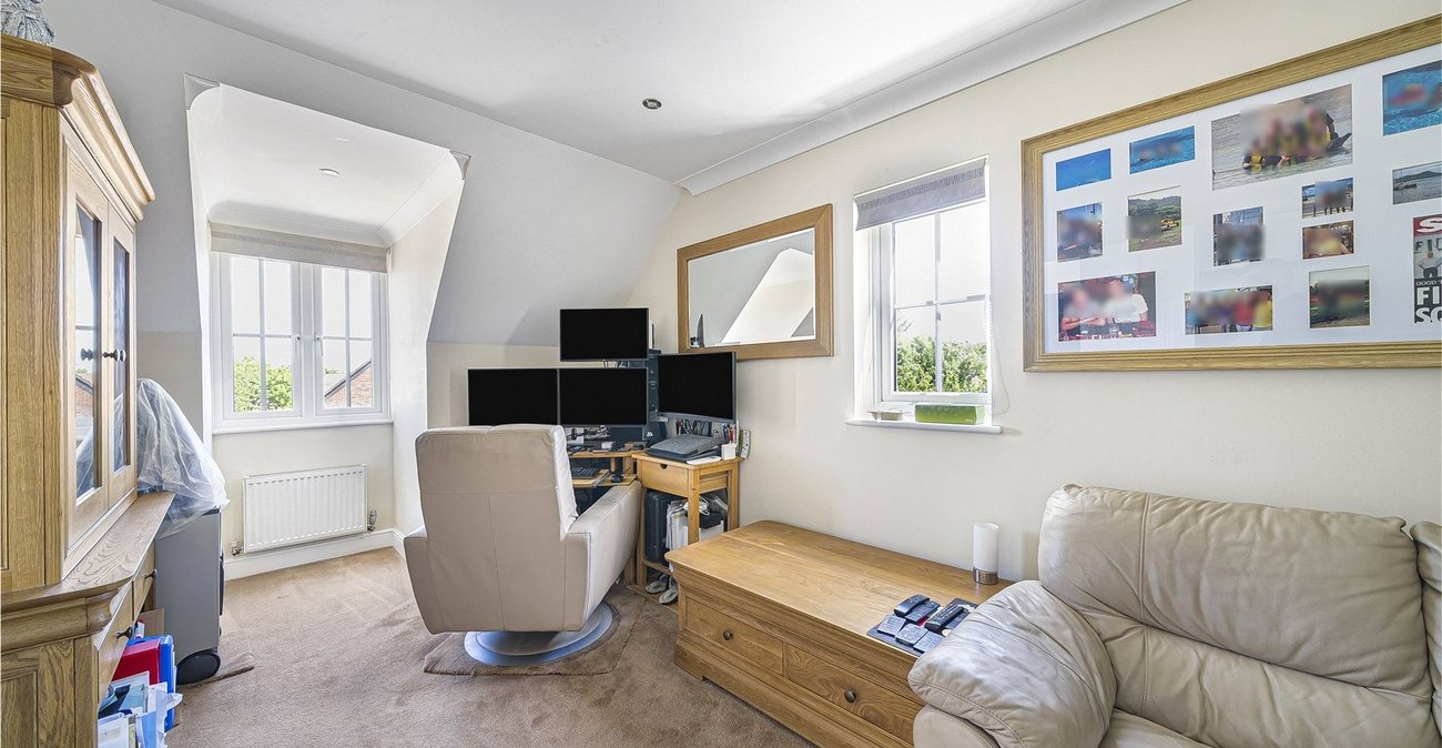 5 bedroom house for sale in Crayford | Robinson Jackson