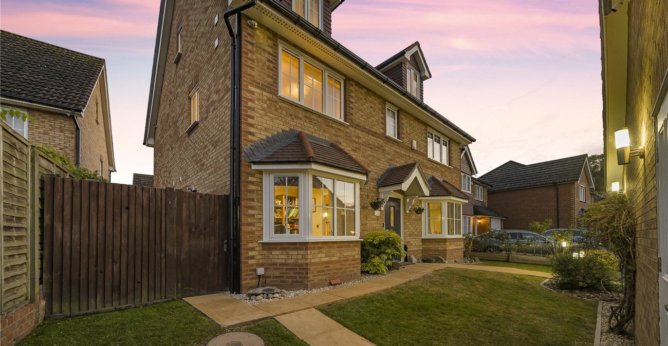 5 bedroom house for sale in Crayford | Robinson Jackson