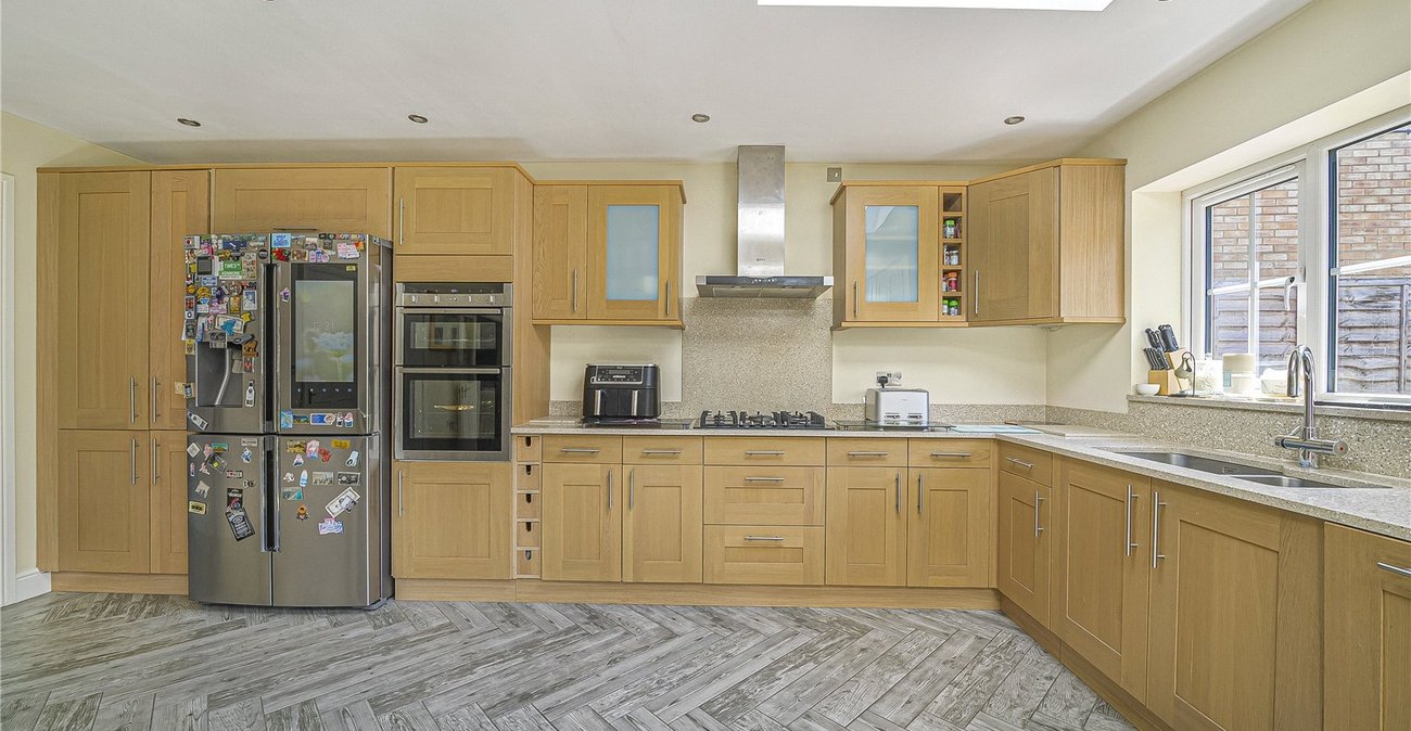 5 bedroom house for sale in Crayford | Robinson Jackson