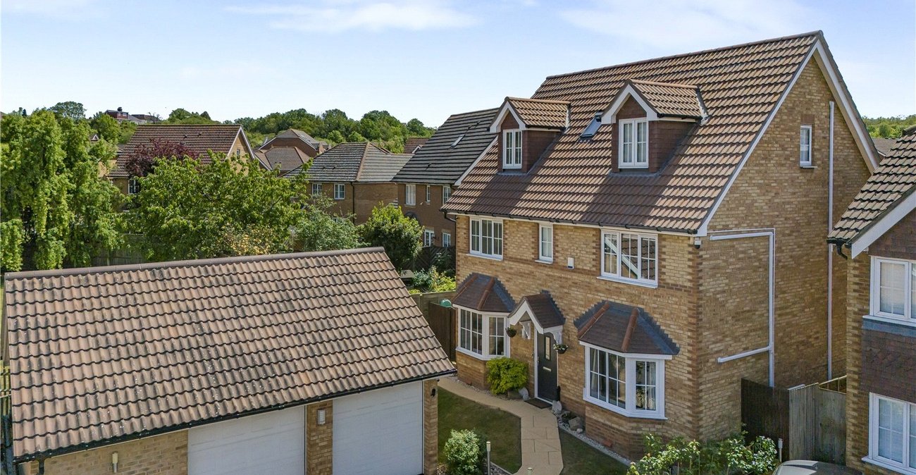 5 bedroom house for sale in Crayford | Robinson Jackson