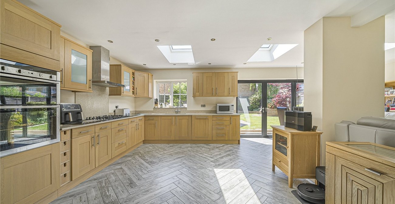 5 bedroom house for sale in Crayford | Robinson Jackson
