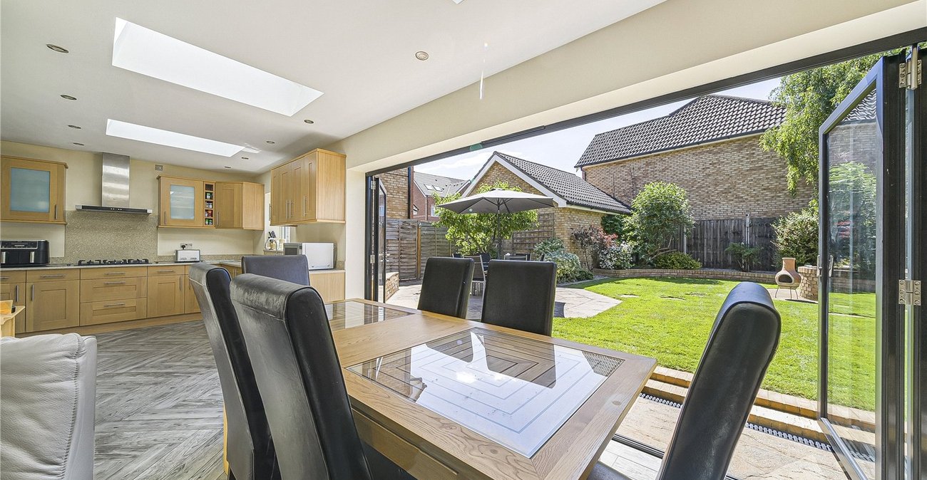 5 bedroom house for sale in Crayford | Robinson Jackson