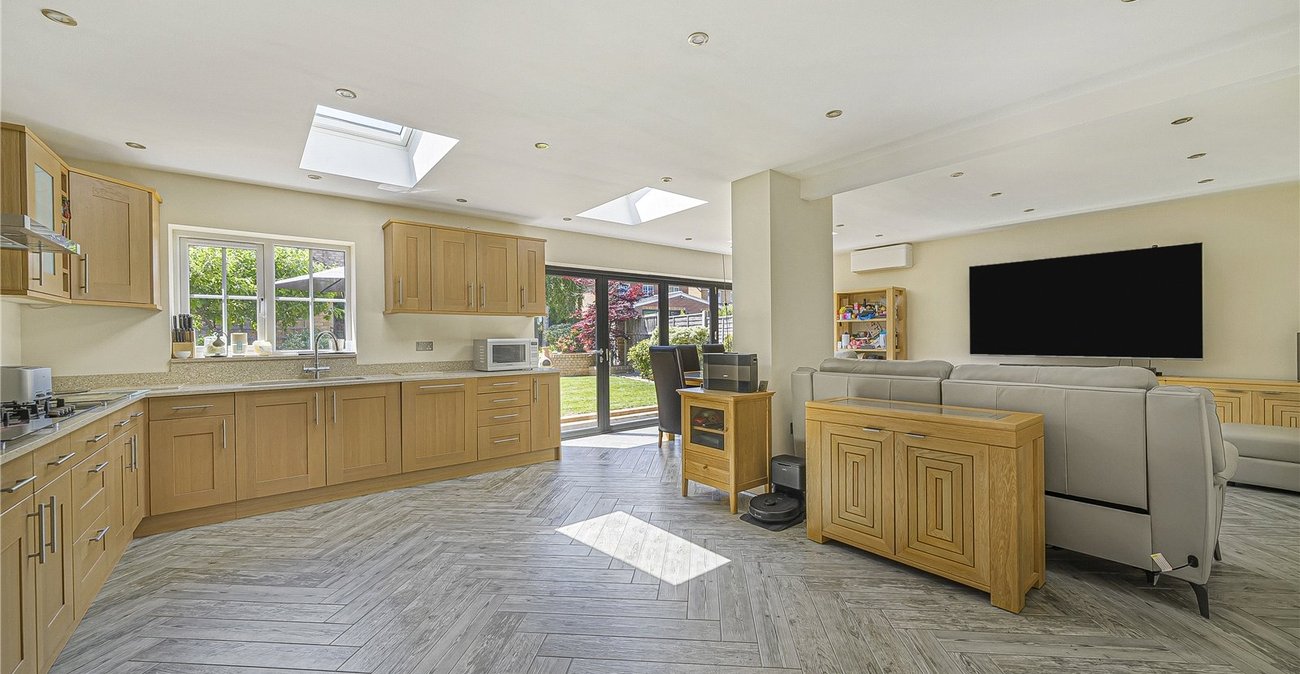 5 bedroom house for sale in Crayford | Robinson Jackson