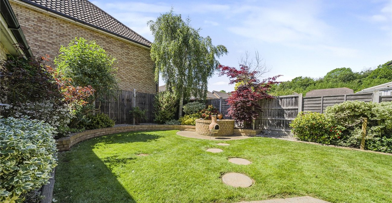 5 bedroom house for sale in Crayford | Robinson Jackson