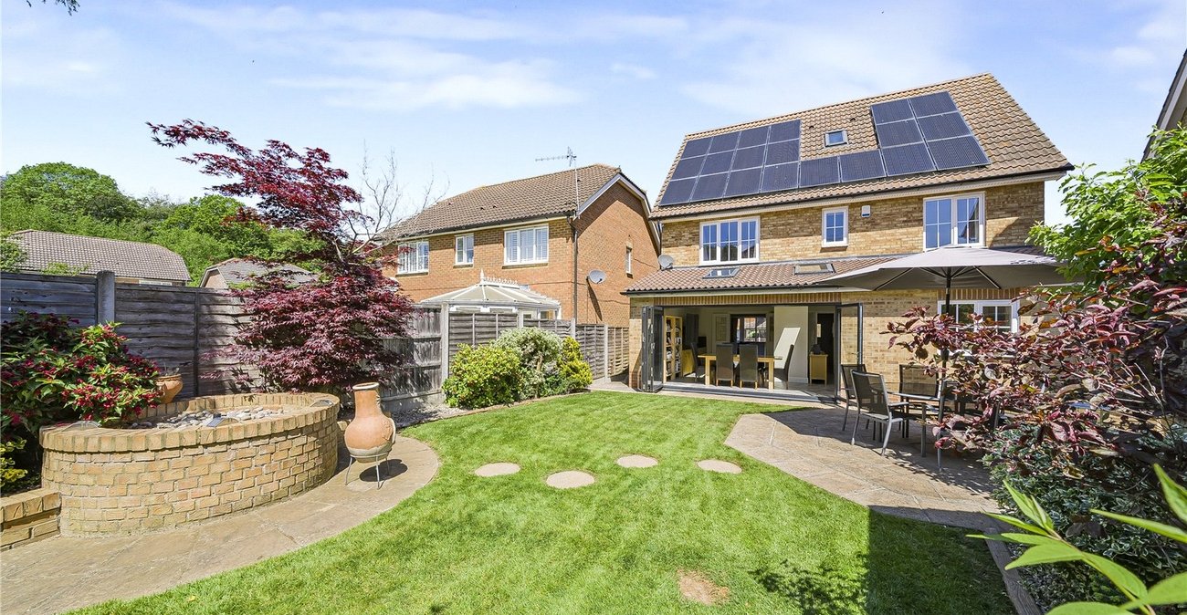 5 bedroom house for sale in Crayford | Robinson Jackson