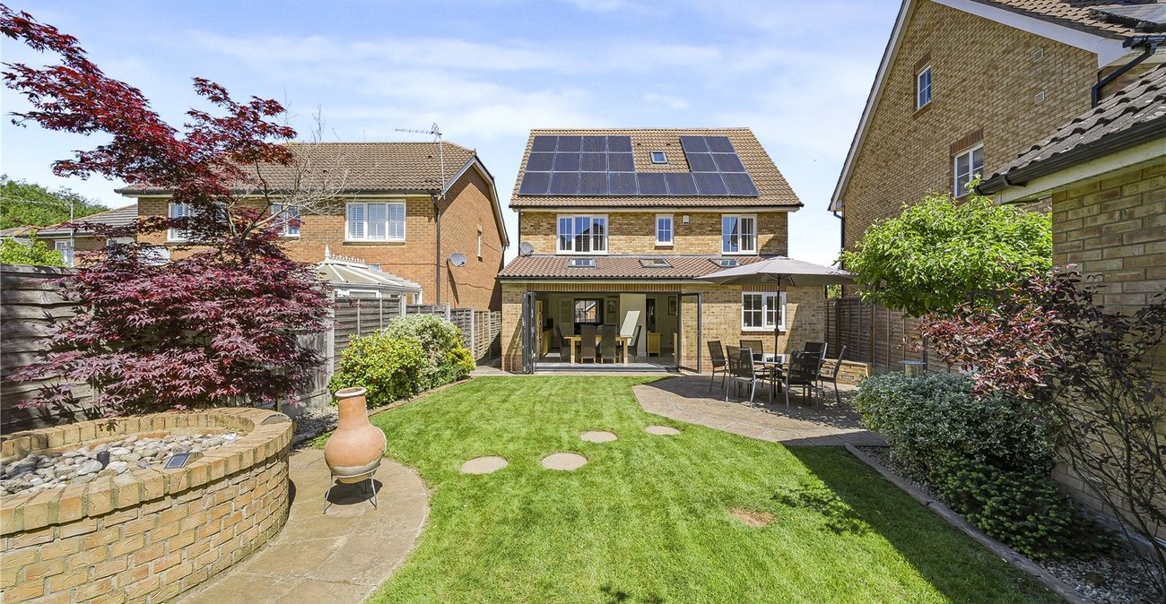 5 bedroom house for sale in Crayford | Robinson Jackson