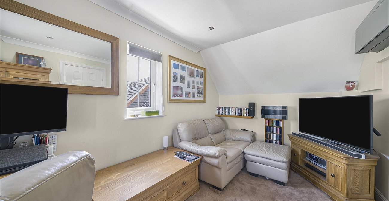 5 bedroom house for sale in Crayford | Robinson Jackson