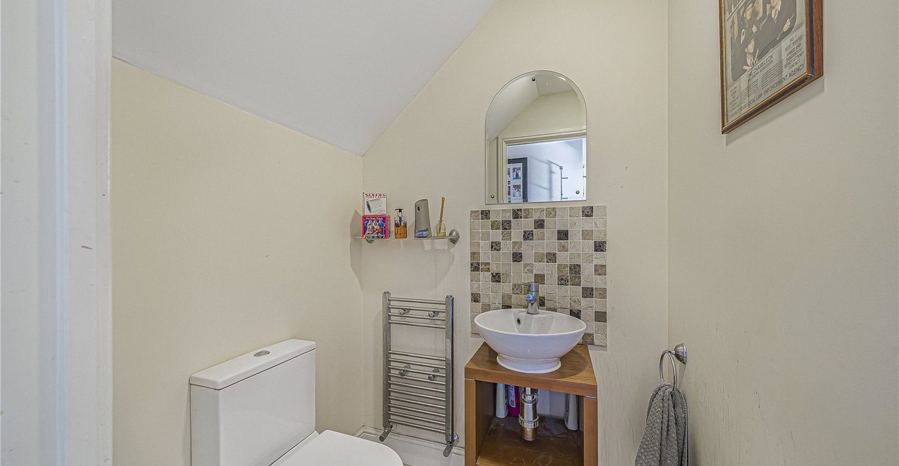 5 bedroom house for sale in Crayford | Robinson Jackson