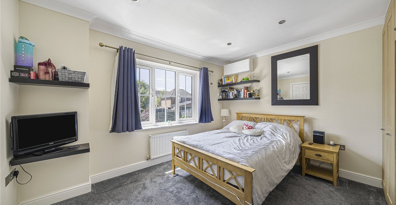 5 bedroom house for sale in Crayford | Robinson Jackson