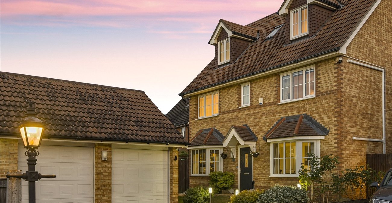 5 bedroom house for sale in Crayford | Robinson Jackson