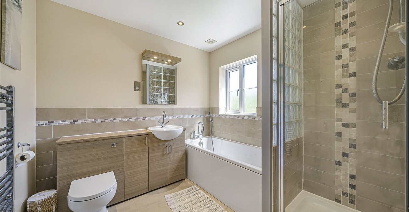 5 bedroom house for sale in Crayford | Robinson Jackson