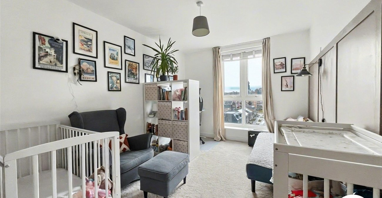 2 bedroom property for sale in Rochester | Robinson Michael & Jackson