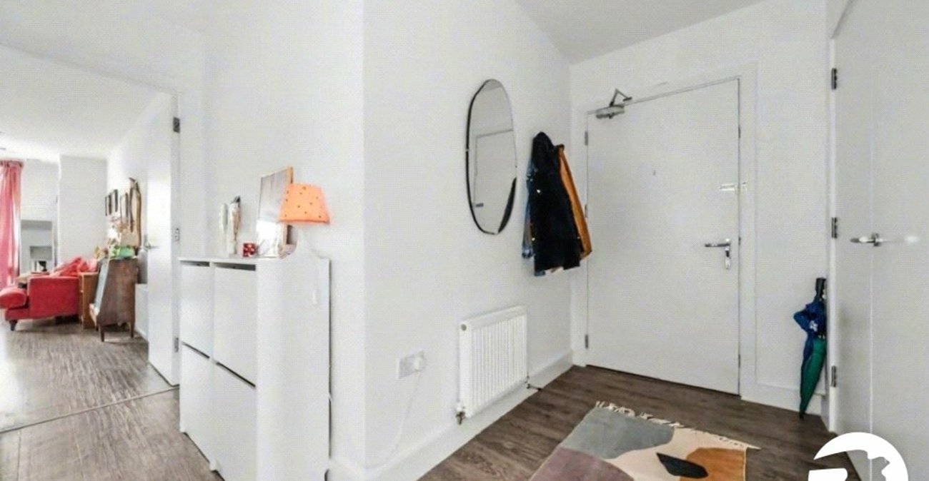 2 bedroom property for sale in Rochester | Robinson Michael & Jackson