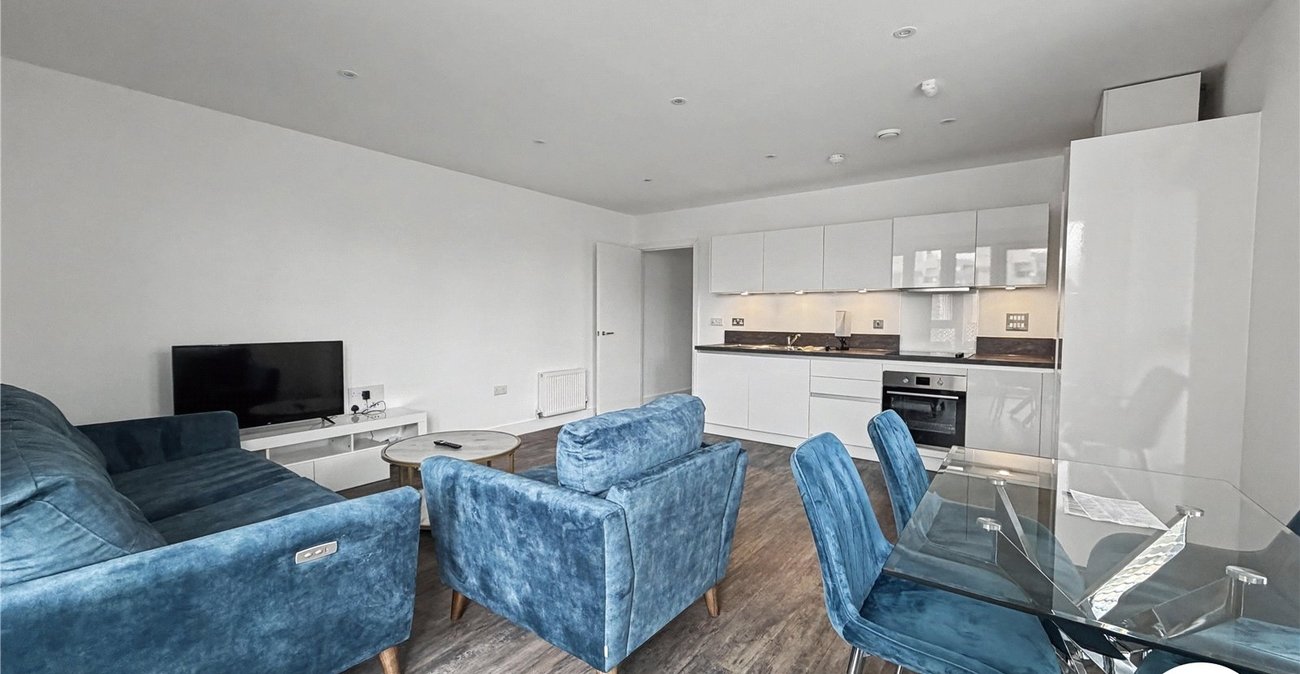 2 bedroom property for sale in Rochester | Robinson Michael & Jackson