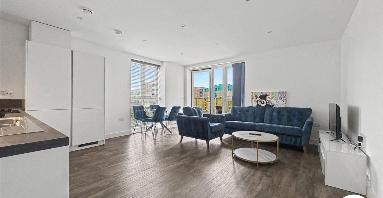 2 bedroom property for sale in Rochester | Robinson Michael & Jackson