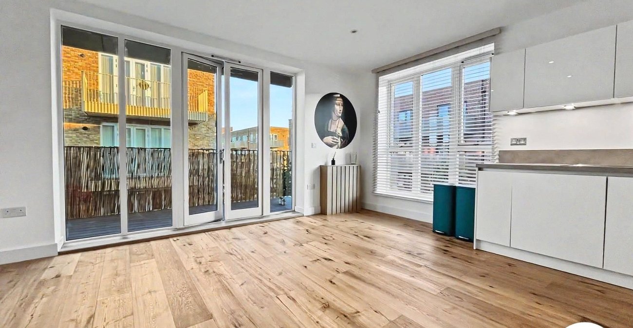 2 bedroom property for sale in Rochester | Robinson Michael & Jackson