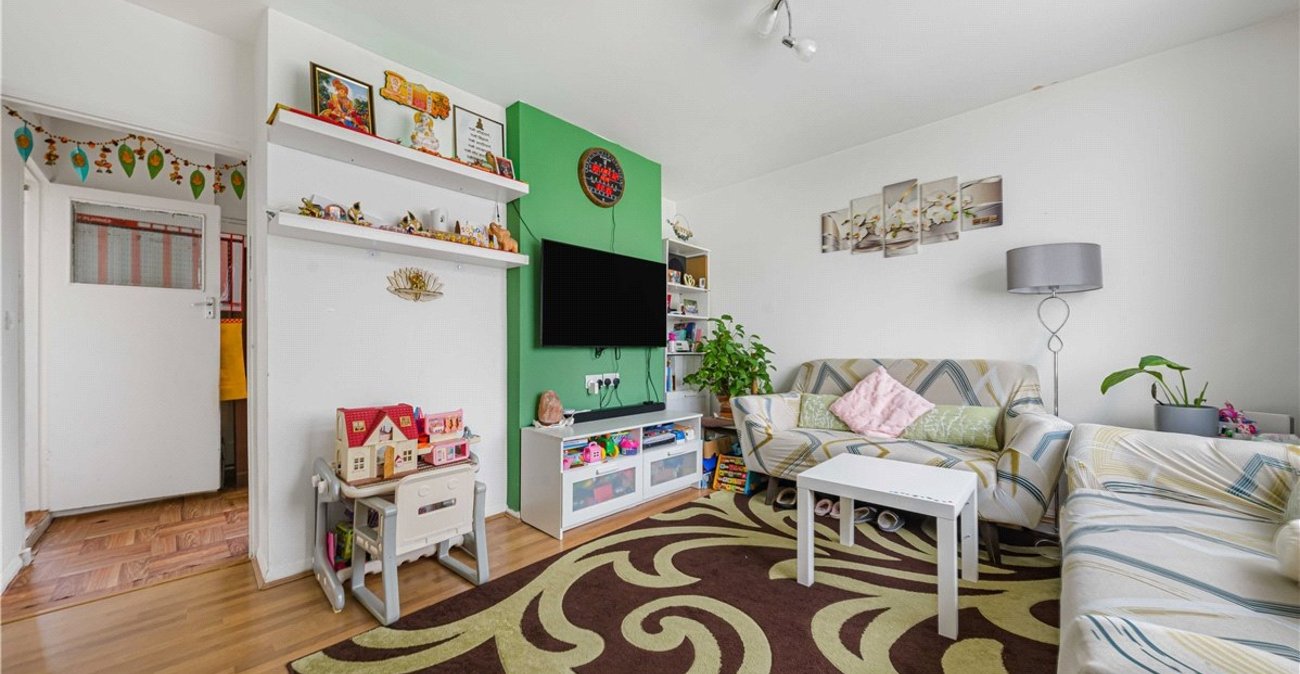 2 bedroom house for sale in St Pauls Cray | Robinson Jackson