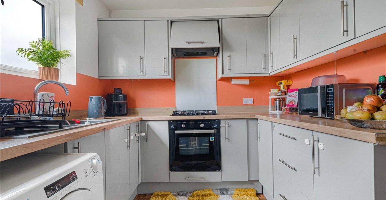 2 bedroom house for sale in St Pauls Cray | Robinson Jackson
