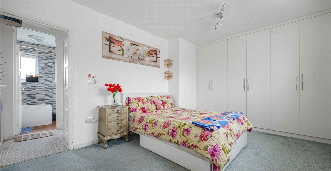 2 bedroom house for sale in St Pauls Cray | Robinson Jackson