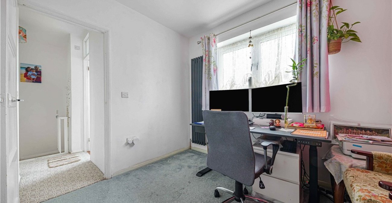 2 bedroom house for sale in St Pauls Cray | Robinson Jackson