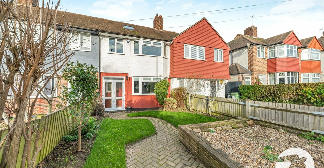 4 bedroom house for sale in Bromley | Robinson Jackson