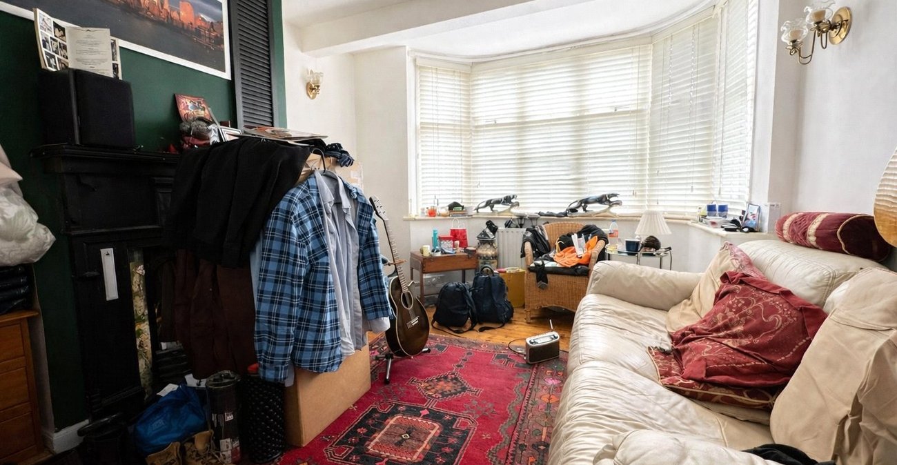 3 bedroom house for sale in Bromley | Robinson Jackson