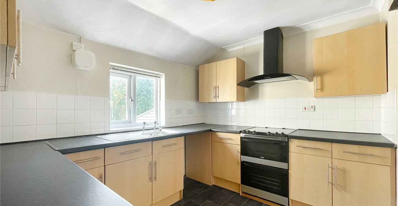 1 bedroom property for sale in Gillingham | Robinson Michael & Jackson