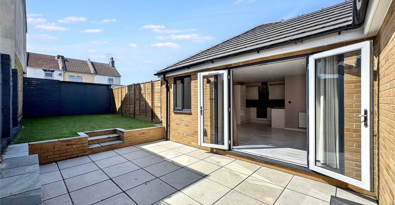 2 bedroom bungalow for sale in Gillingham | Robinson Michael & Jackson