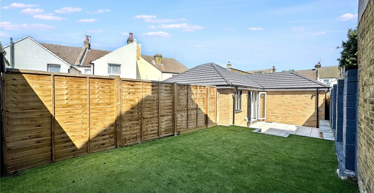 2 bedroom bungalow for sale in Gillingham | Robinson Michael & Jackson