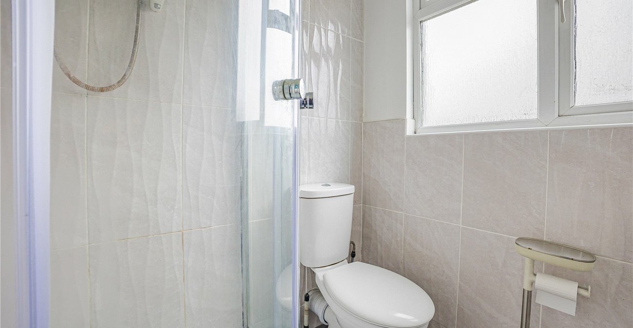 4 bedroom house for sale in Northfleet | Robinson Michael & Jackson