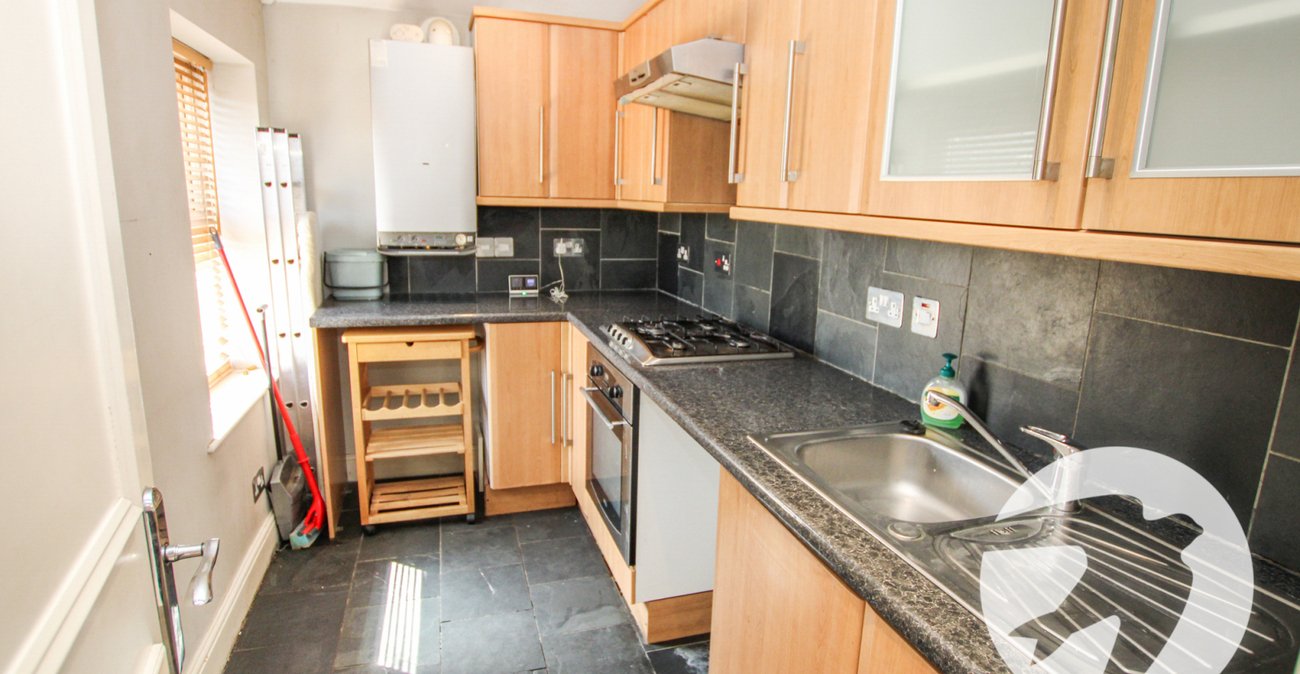 2 bedroom property for sale in Mottingham | Robinson Jackson