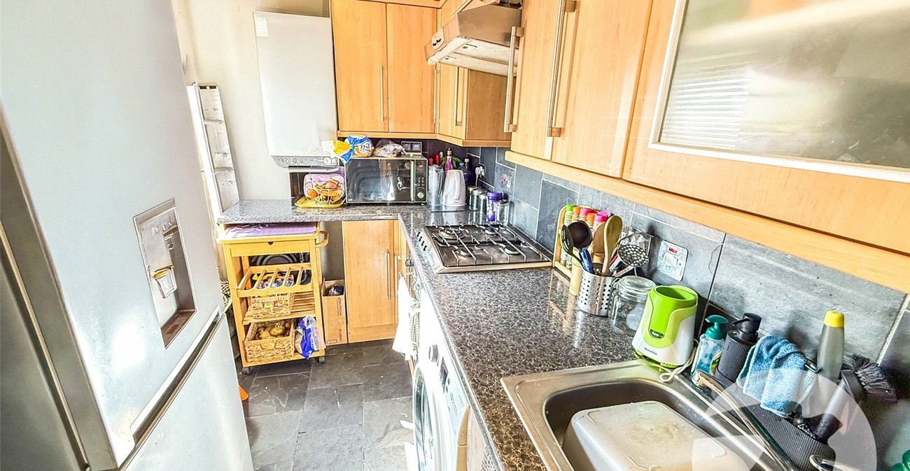 2 bedroom property for sale in Mottingham | Robinson Jackson