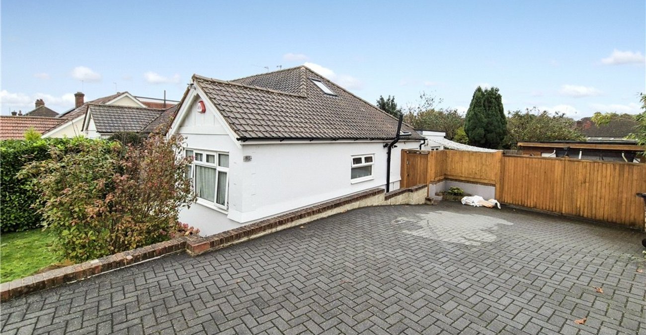 4 bedroom bungalow for sale in Orpington | Robinson Jackson