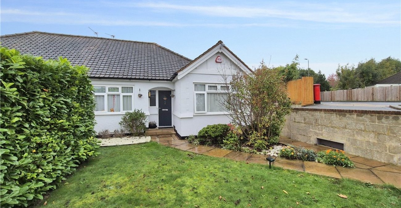 4 bedroom bungalow for sale in Orpington | Robinson Jackson