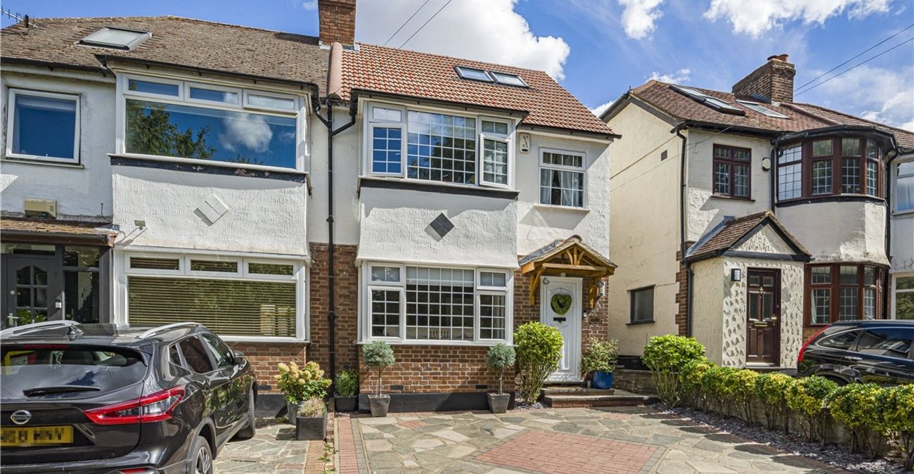 4 bedroom house for sale in Orpington | Robinson Jackson