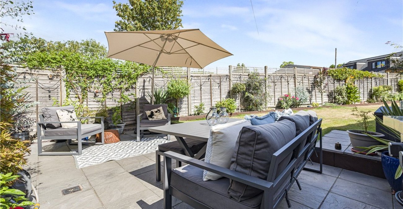 4 bedroom house for sale in Orpington | Robinson Jackson