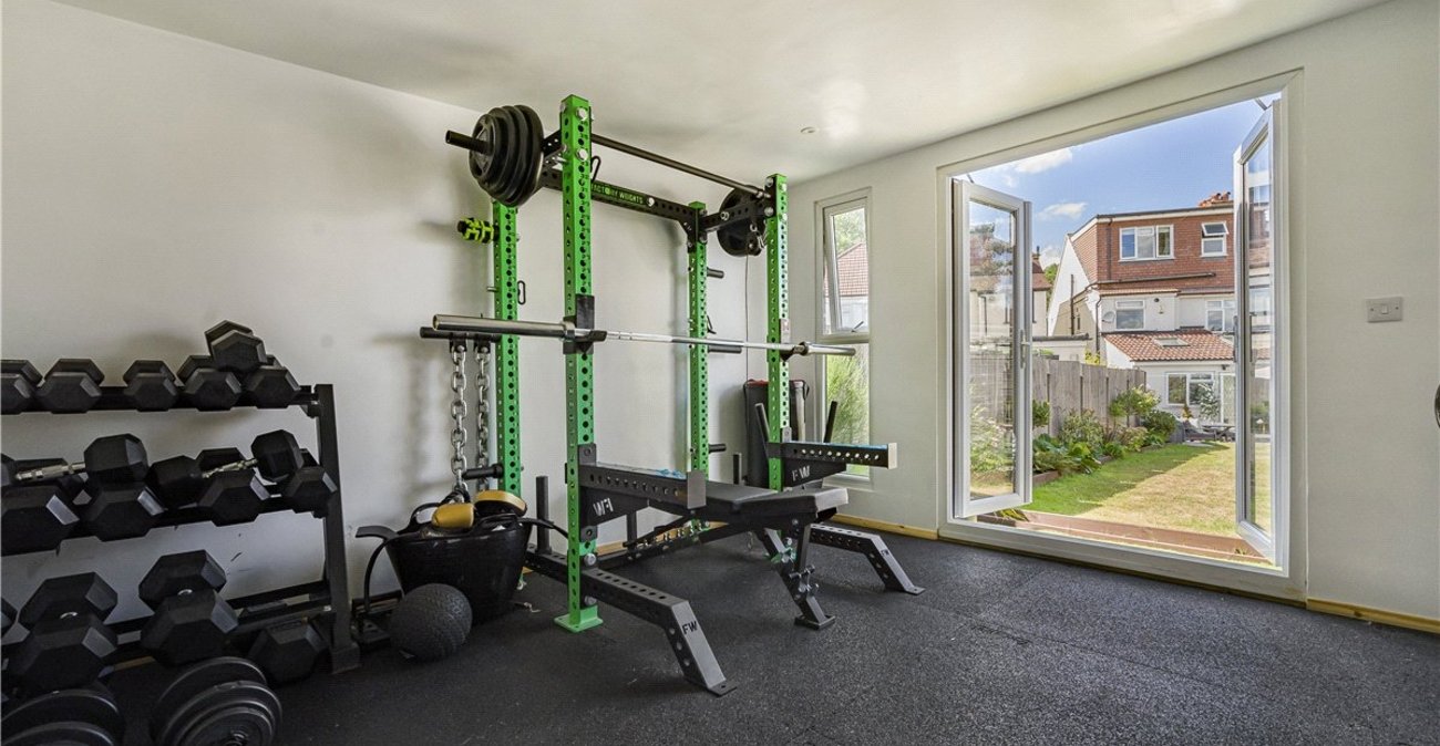 4 bedroom house for sale in Orpington | Robinson Jackson