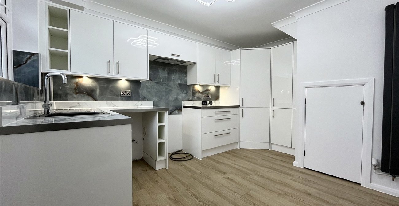 3 bedroom house for sale in Lordswood | Robinson Michael & Jackson