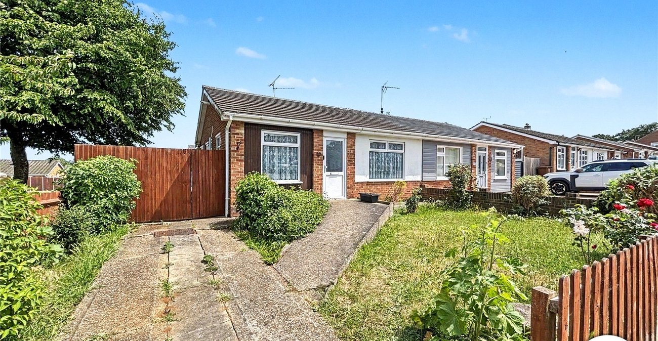 3 bedroom bungalow for sale in Lordswood | Robinson Michael & Jackson