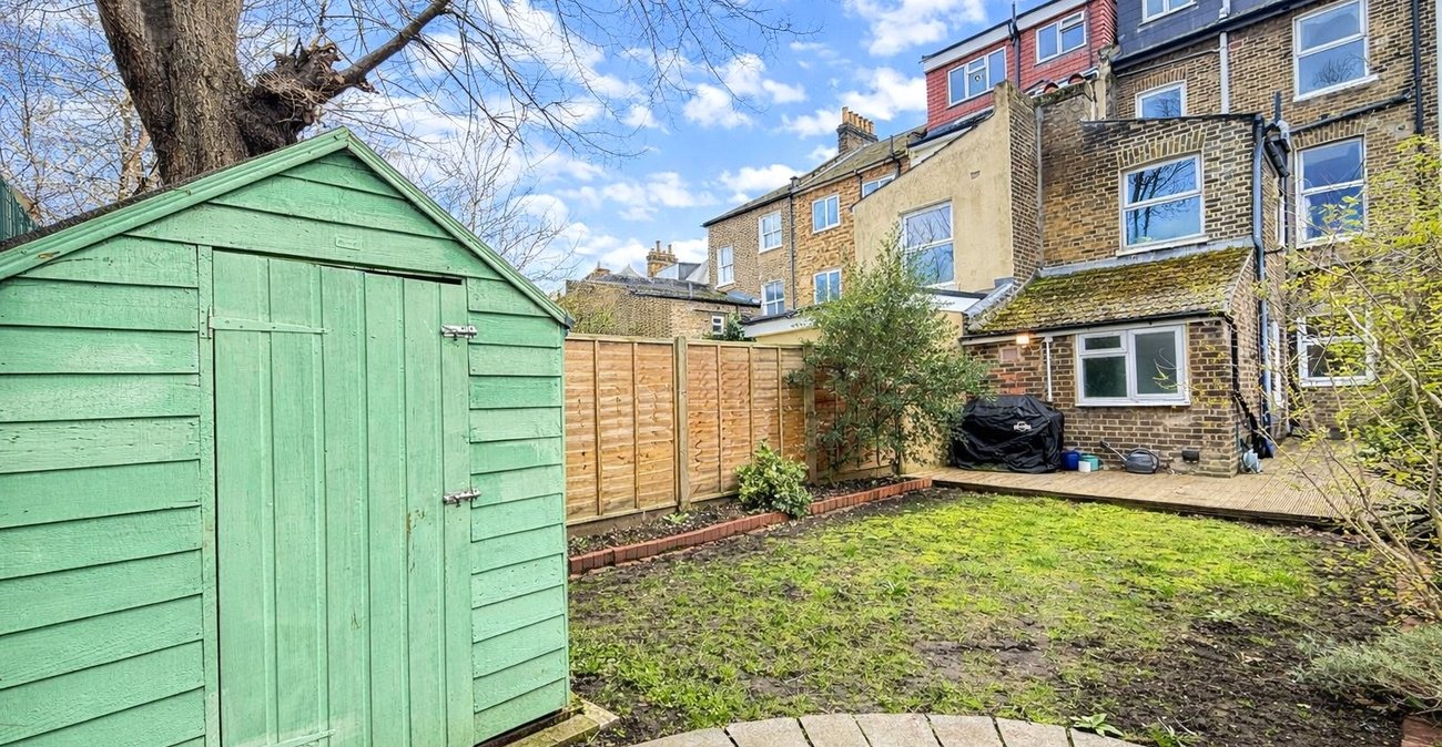 1 bedroom property for sale in London | Robinson Jackson