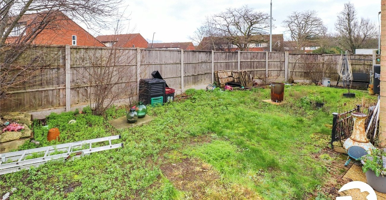 3 bedroom house for sale in London | Robinson Jackson