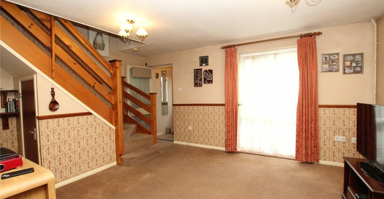 2 bedroom house for sale in Thamesmead | Robinson Jackson