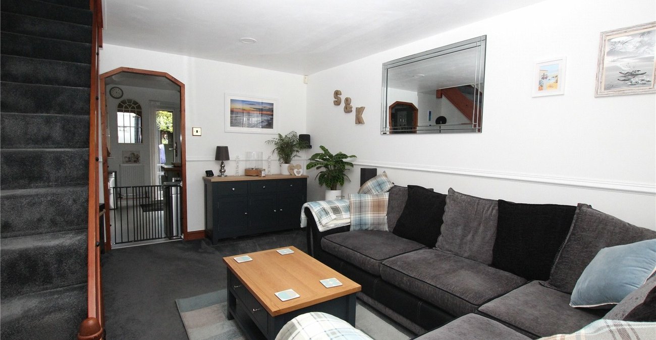 2 bedroom house for sale in Thamesmead | Robinson Jackson