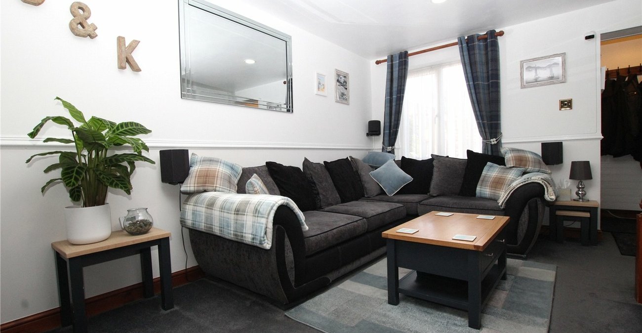 2 bedroom house for sale in Thamesmead | Robinson Jackson