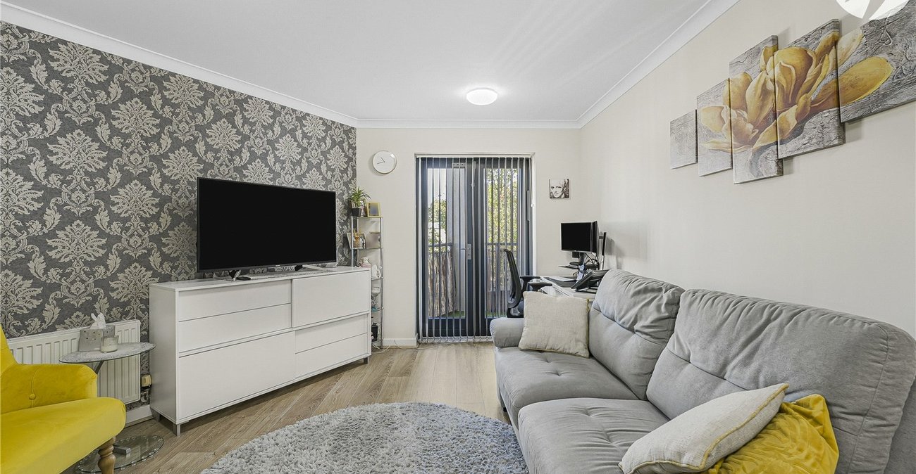 1 bedroom property for sale in Greenhithe | Robinson Jackson