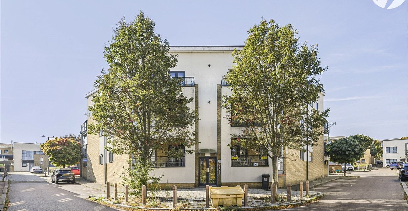 1 bedroom property for sale in Greenhithe | Robinson Jackson