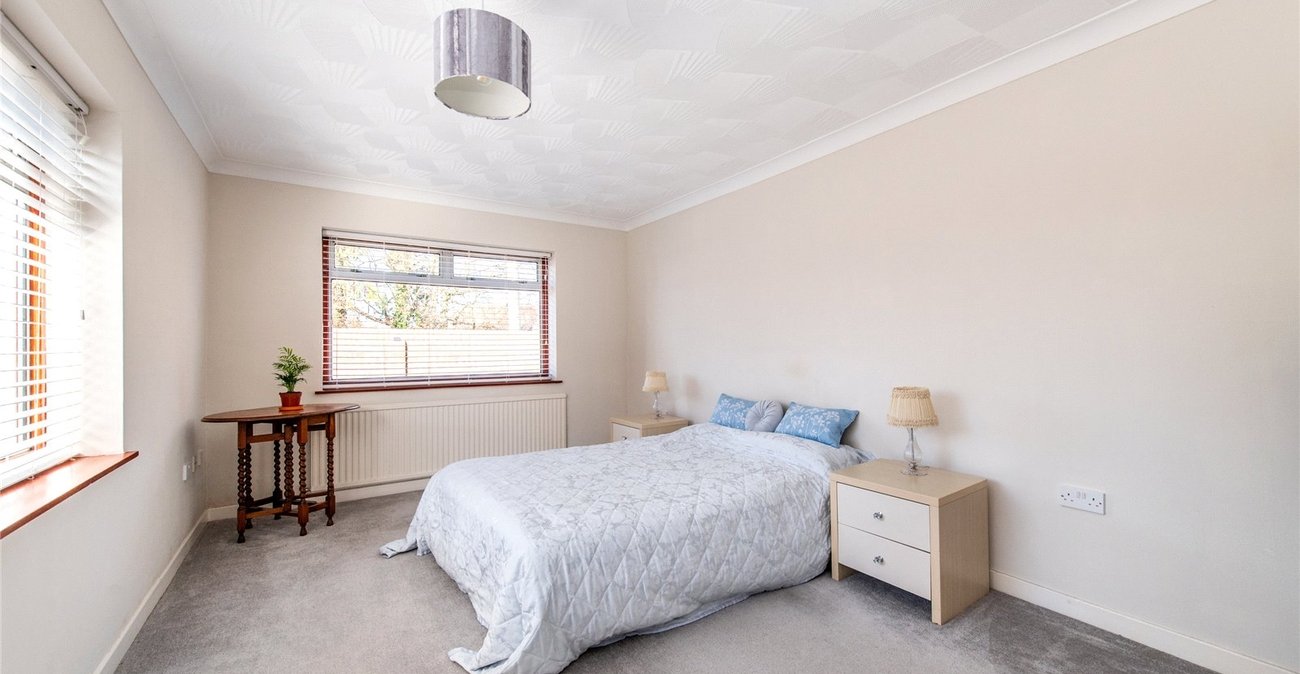 3 bedroom bungalow for sale in Shorne | Robinson Michael & Jackson