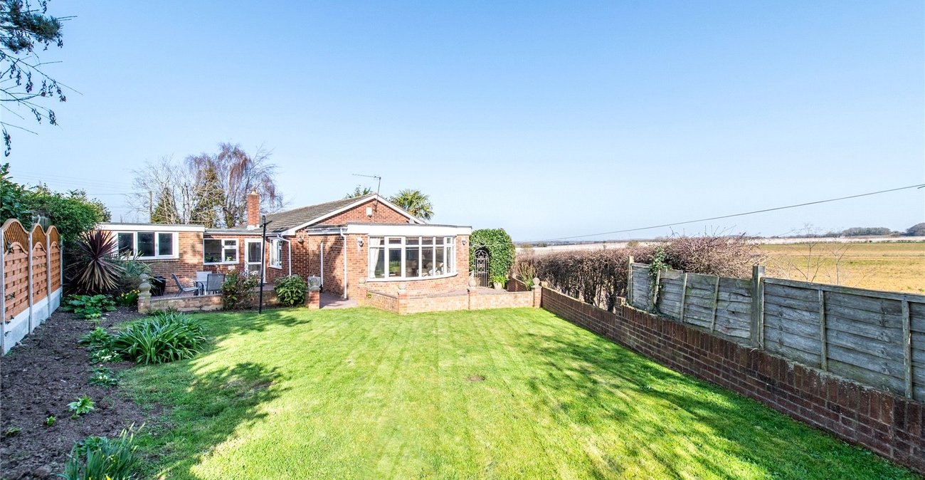 3 bedroom bungalow for sale in Shorne | Robinson Michael & Jackson