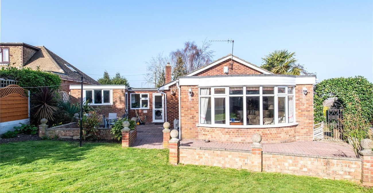 3 bedroom bungalow for sale in Shorne | Robinson Michael & Jackson